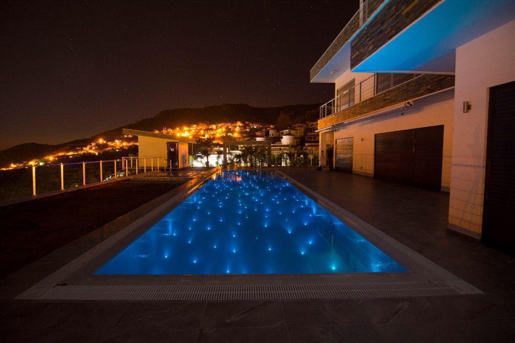 Yıldız Havuz Aydınlatma Sistemleri